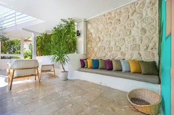 Kalkan Saray Suites - Yetişkin Oteli