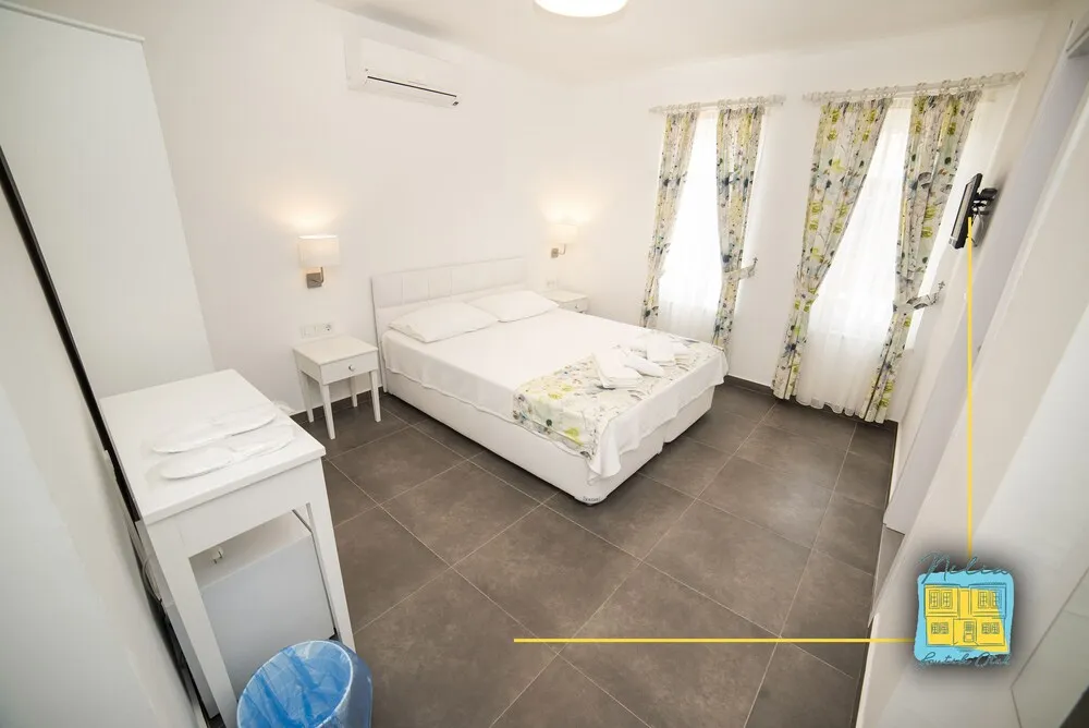 Tek Büyük Yataklı Oda