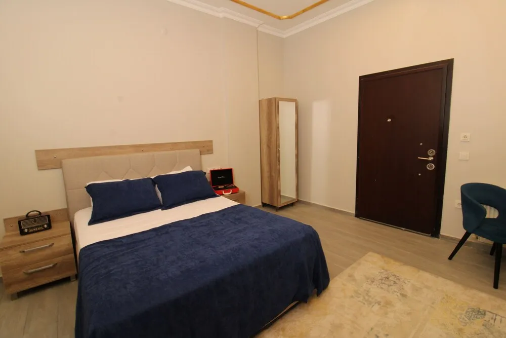 Quad Room