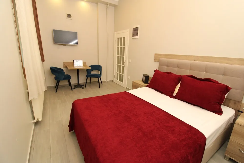 Quad Room