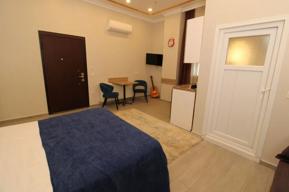 Quad Room