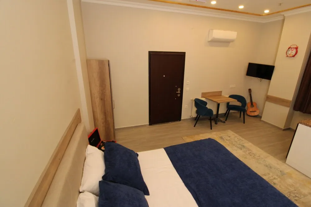 Quad Room