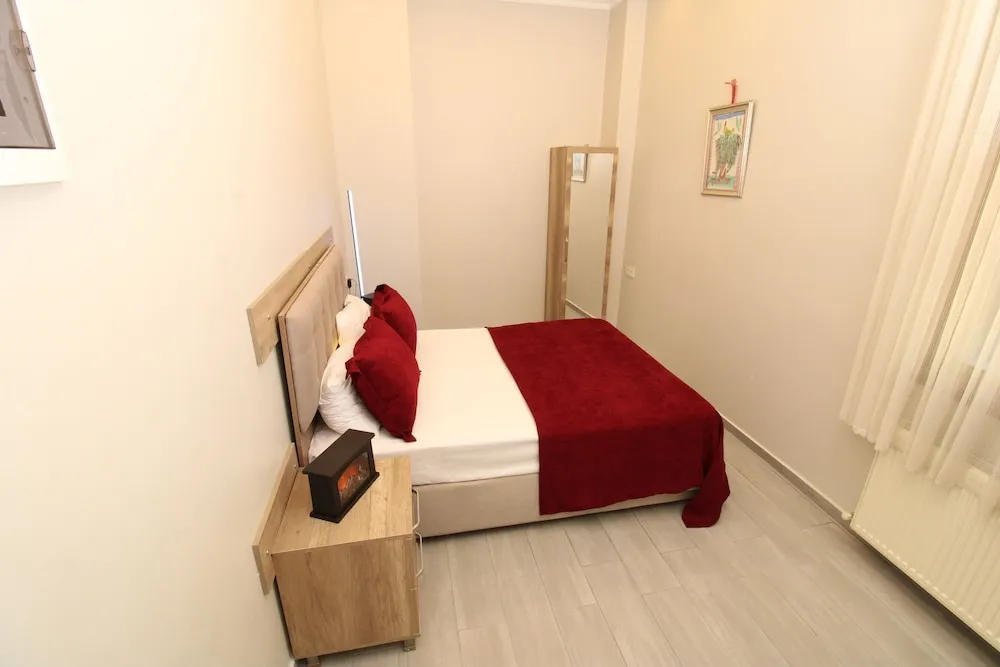 Quad Room
