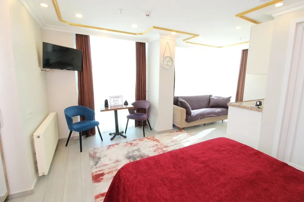 Standard Oda, Mutfak, Şehir Manzaralı