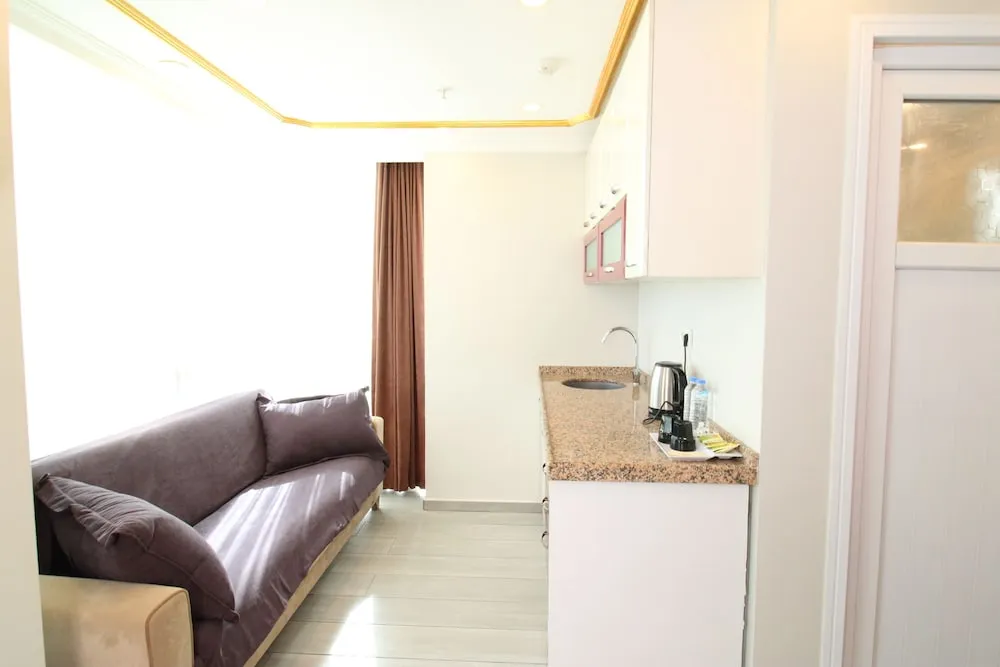 Standard Oda, Mutfak, Şehir Manzaralı