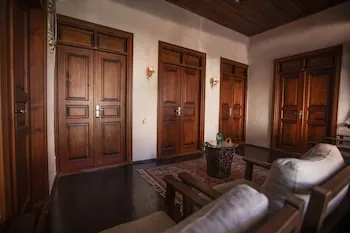 Lily Town Guest House