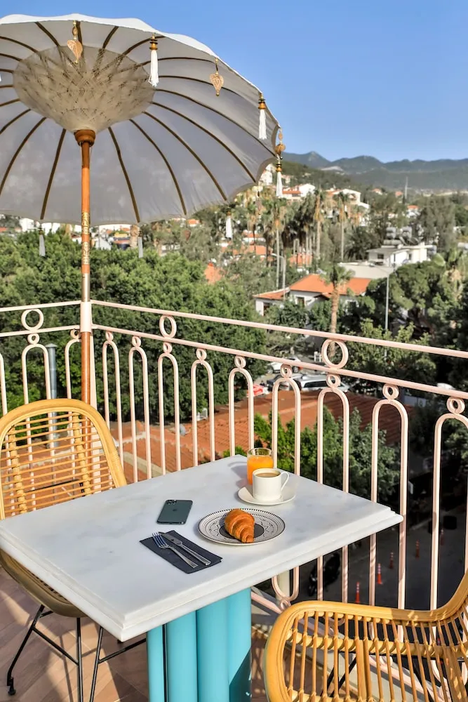 Deluxe Oda, Balkon