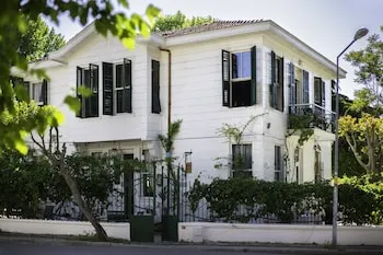 No16 Ada