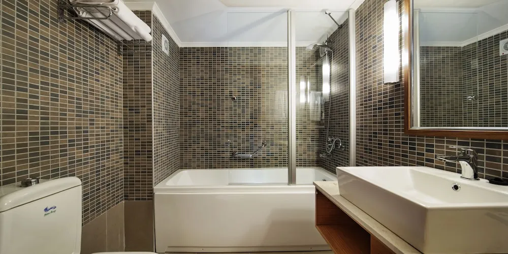 Standard Oda, Deniz Manzaralı (2 Adults + 1 Child)