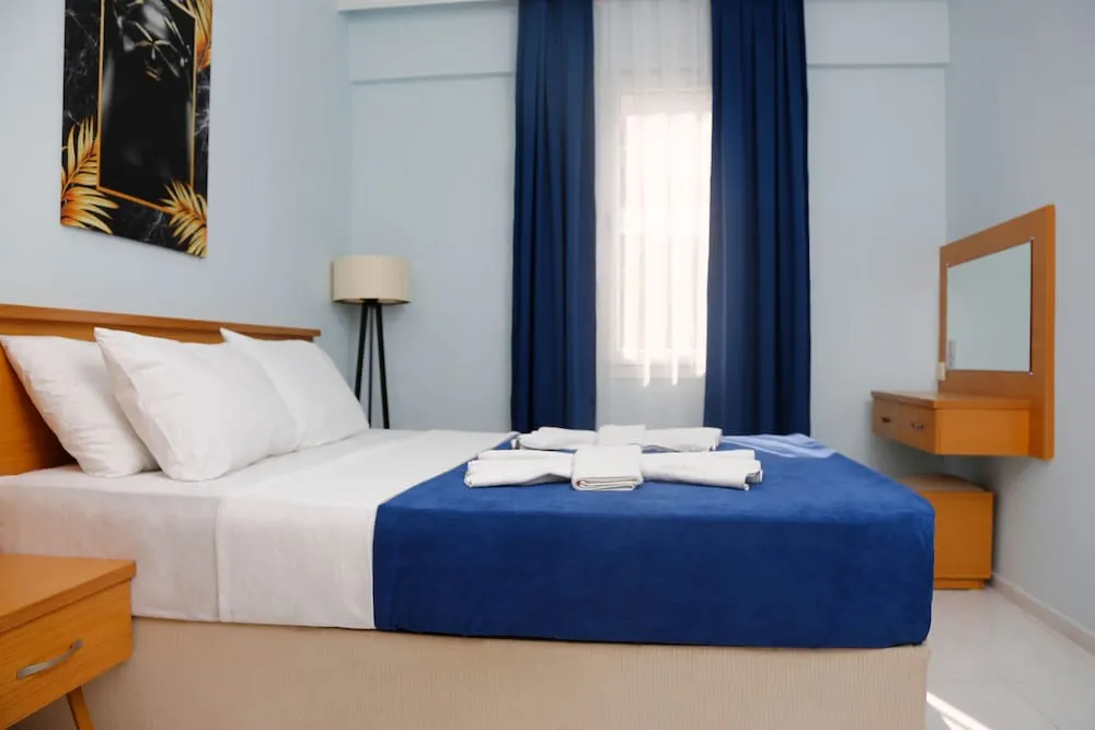 1+1 Havuzlu Manzarali Daire / Apartment