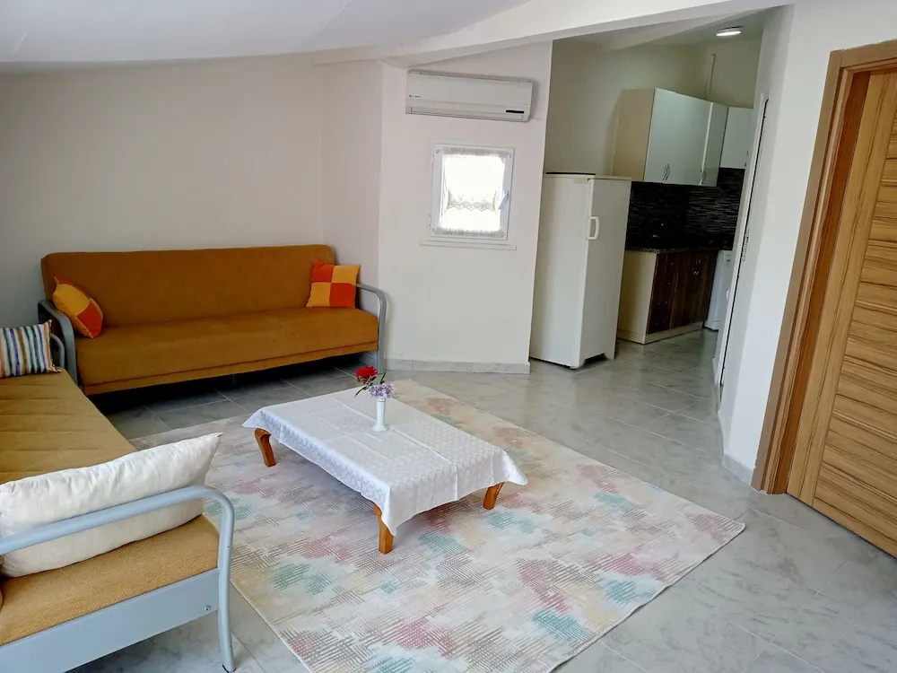 1+1 Cati Kati Terasli Daire / Apartment
