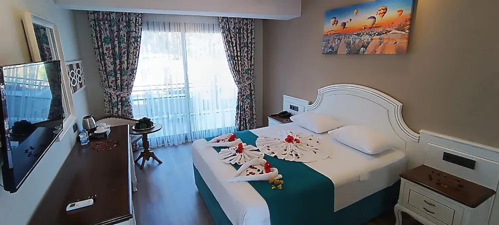 Standard Süit, Sigara İçilmez, Denize Bakan