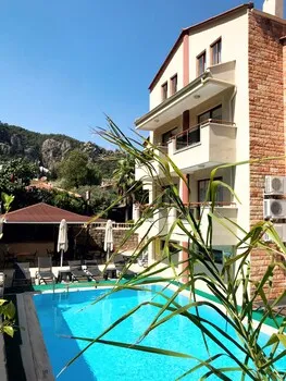 Gözdem Apart 1