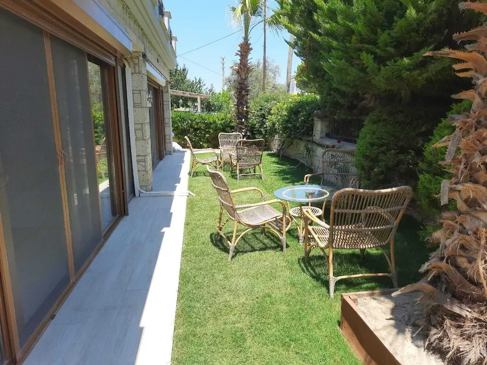 Bahce Kati Aile Odasi 6