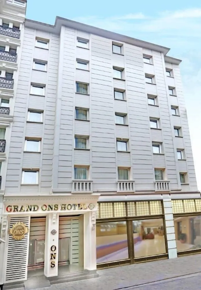 Konaklama yerinin ön cephesi