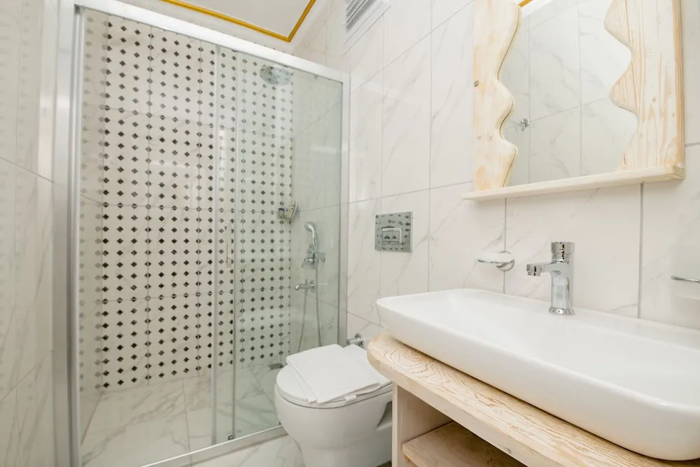 Comfort İki Ayrı Yataklı Oda, Birden Çok Yatak, Havuz Kullanımı, Kısmi Deniz Manzaralı