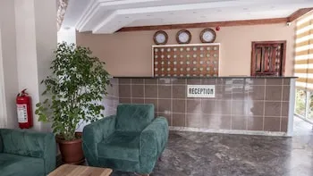 Side Spring Hotel