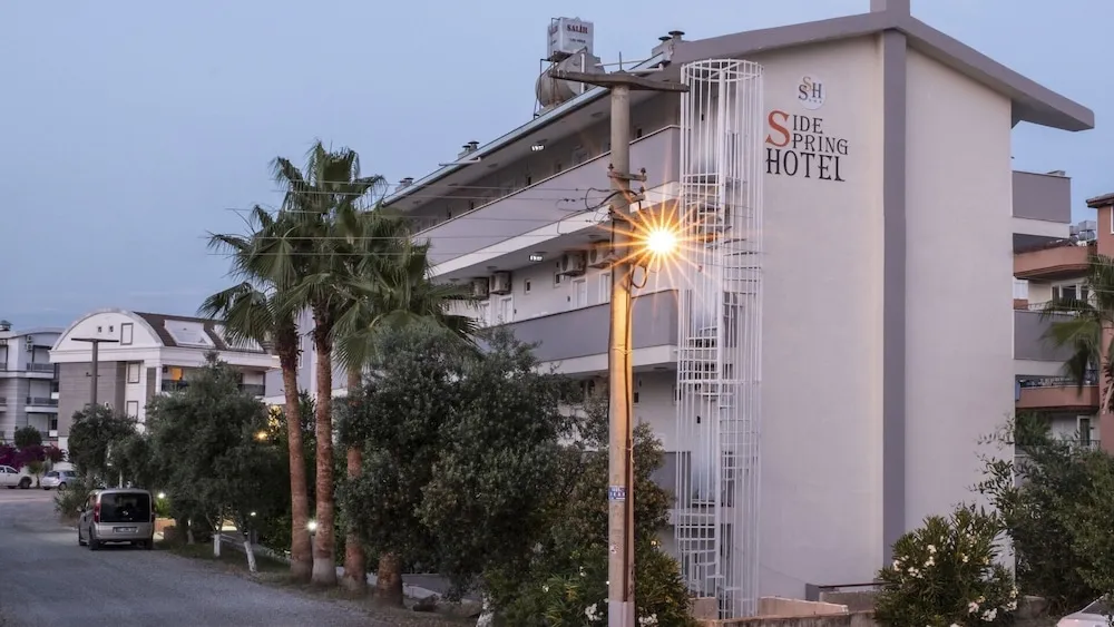 Side Spring Hotel