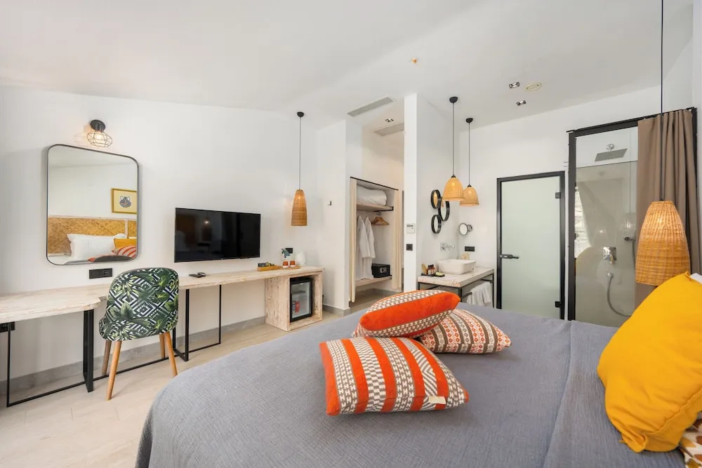 Bohem Honeymoon Room