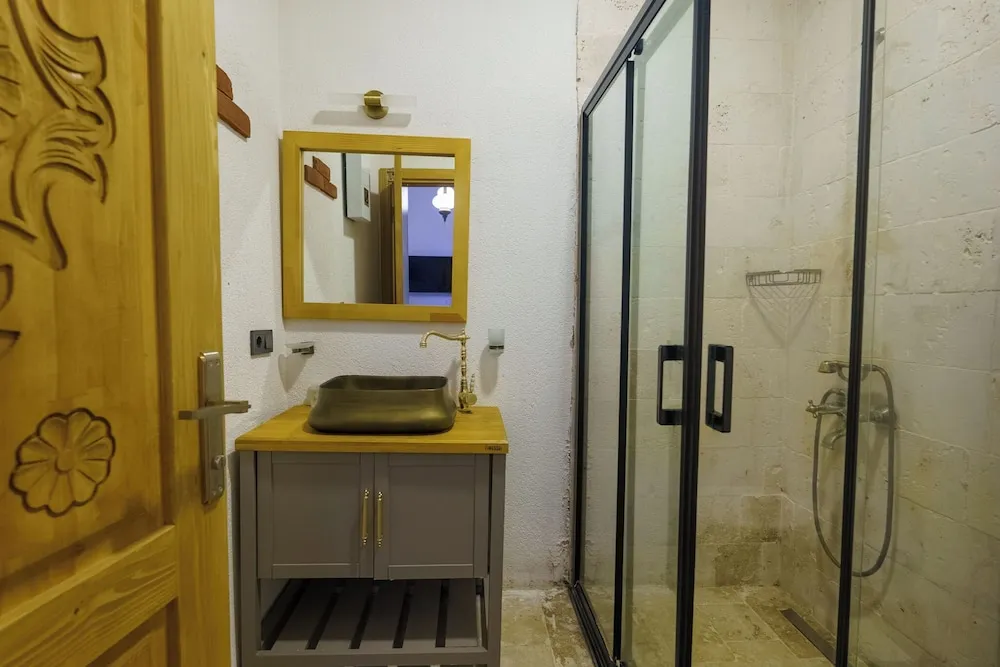 Standard Lounge Room