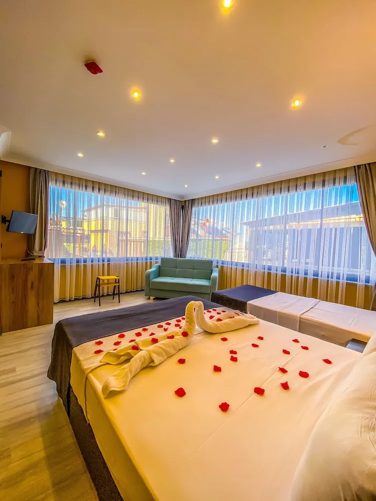 Classic Üç Kişilik Oda, Şehir Manzaralı