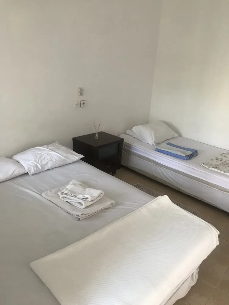 Standard Üç Kişilik Oda
