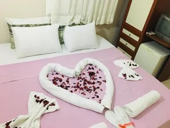 Yasmin Otel