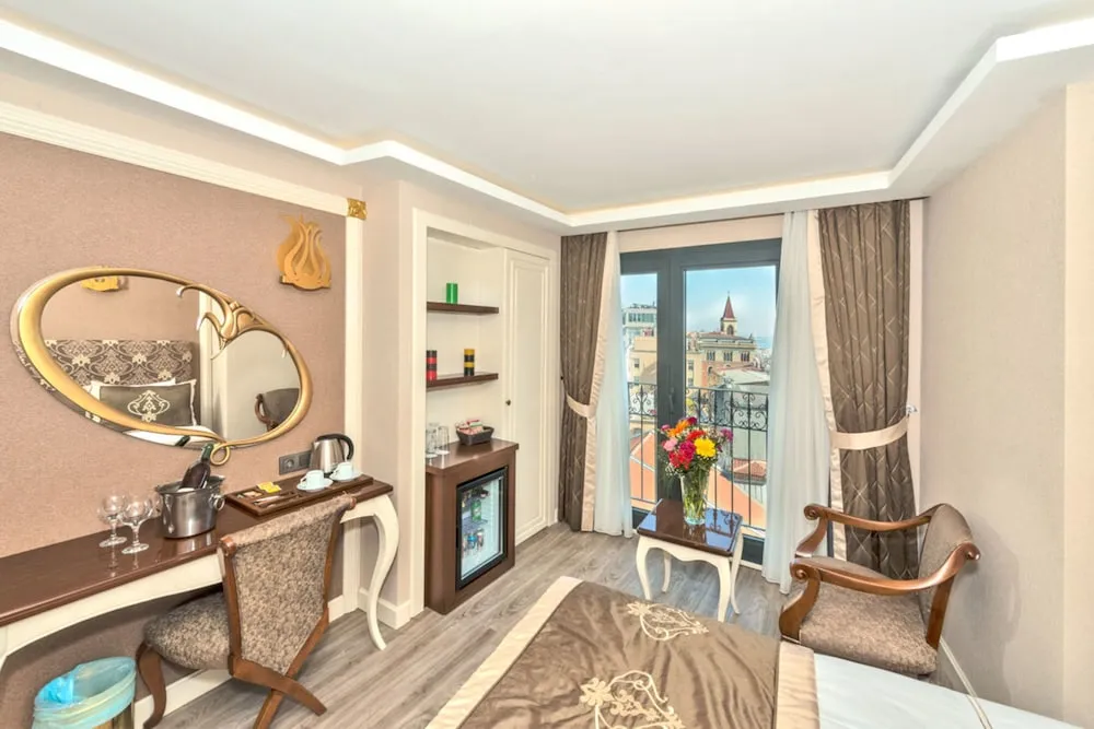 Standard Tek Büyük veya İki Ayrı Yataklı Oda