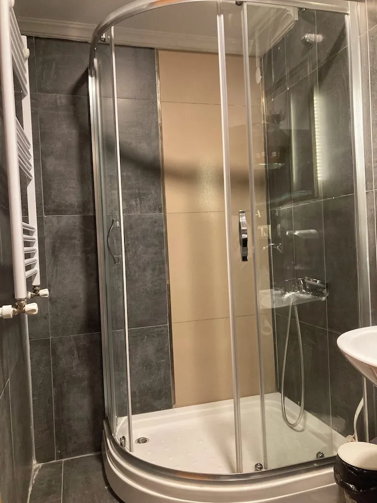 Standard Apart Daire, 2 Yatak Odası