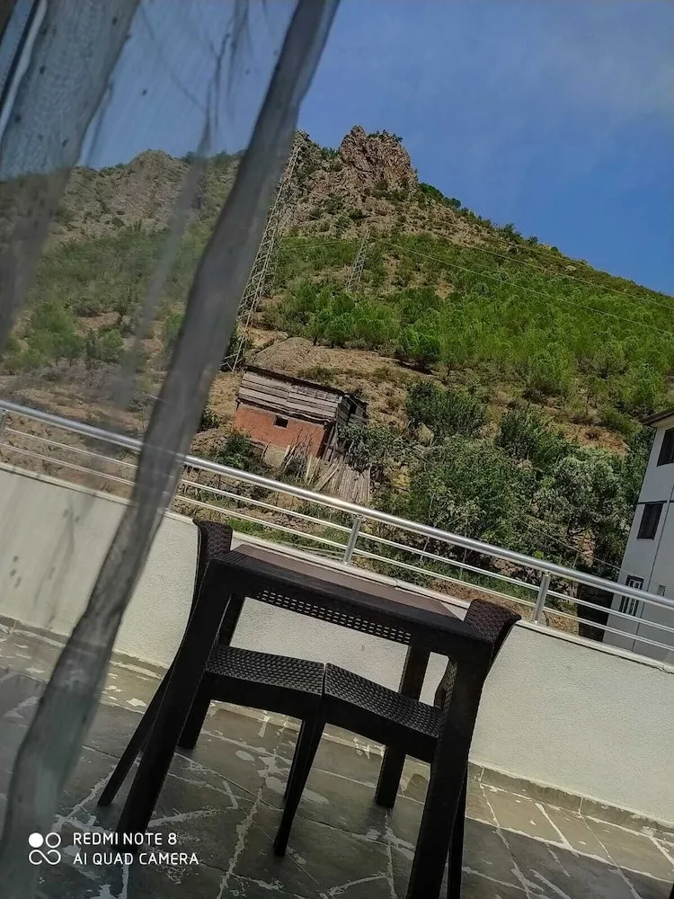 Dört Kişilik Oda (Terrace)