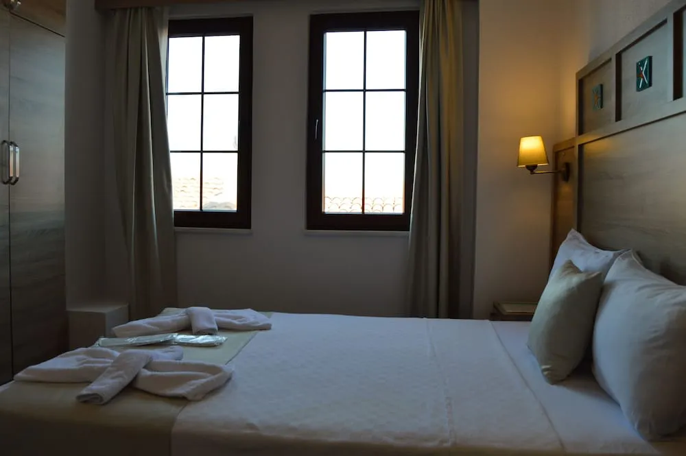 Deluxe Tek Büyük Yataklı Oda, Deniz Manzaralı