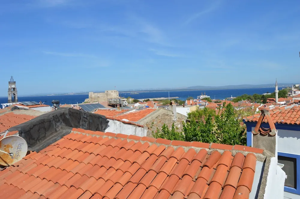 Deluxe Tek Büyük Yataklı Oda, Balkon, Deniz Manzaralı