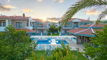 Ekinoks Otel