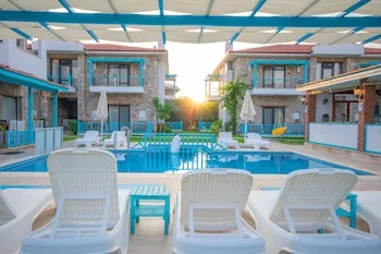 Ekinoks Otel