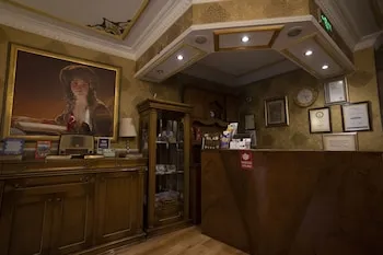 Tashkonak Hotel