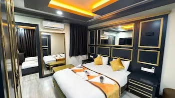 Dnz Thetaximx Hotel