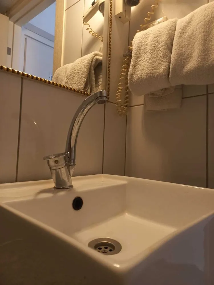 Standard Tek Büyük veya İki Ayrı Yataklı Oda