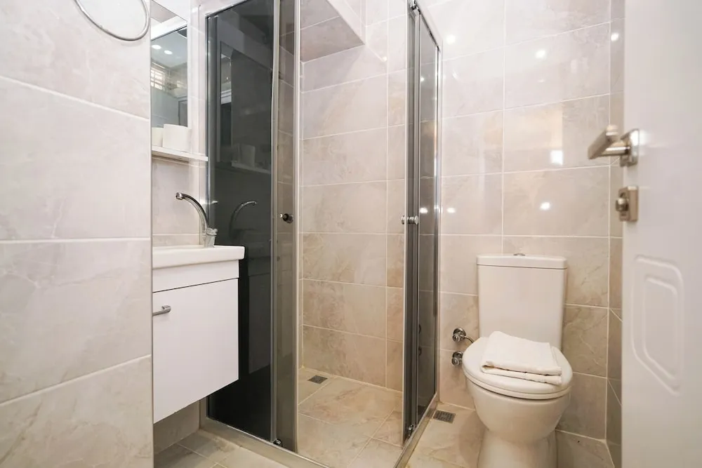 Basic Üç Kişilik Oda, Balkon