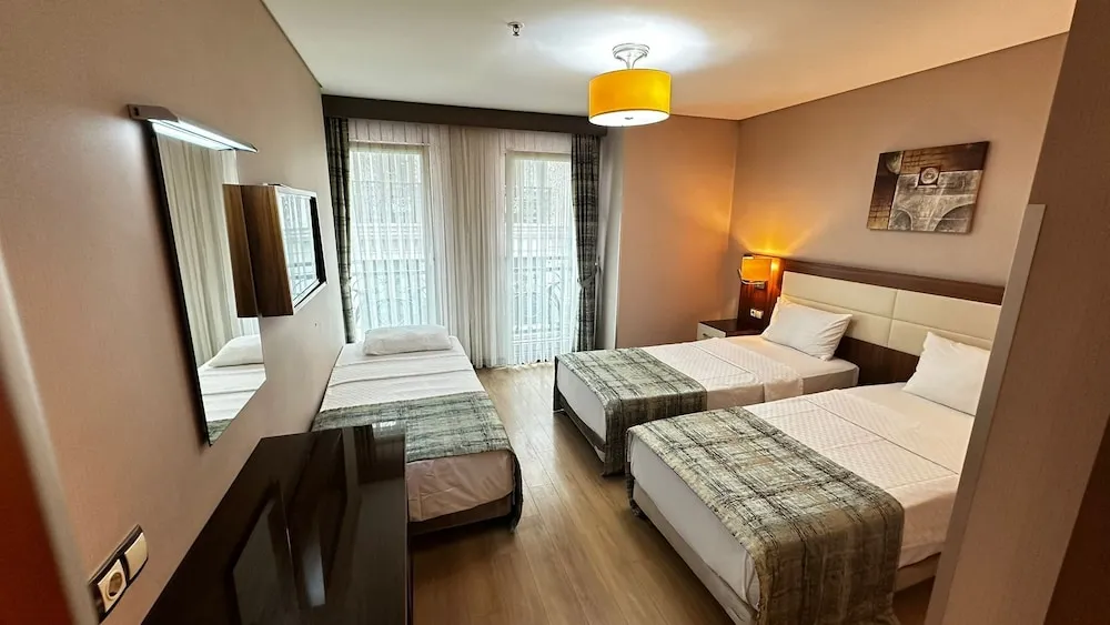 Comfort Üç Kişilik Oda, Birden Çok Yatak, Şehir Manzaralı