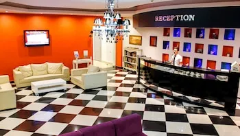 Ark Suite Hotel