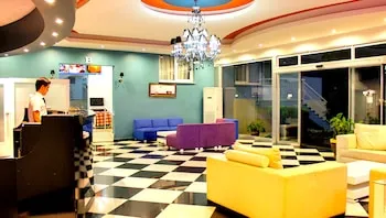 Ark Suite Hotel