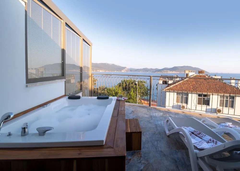 Deluxe Oda, Sıcak Su Küveti, Deniz Manzaralı