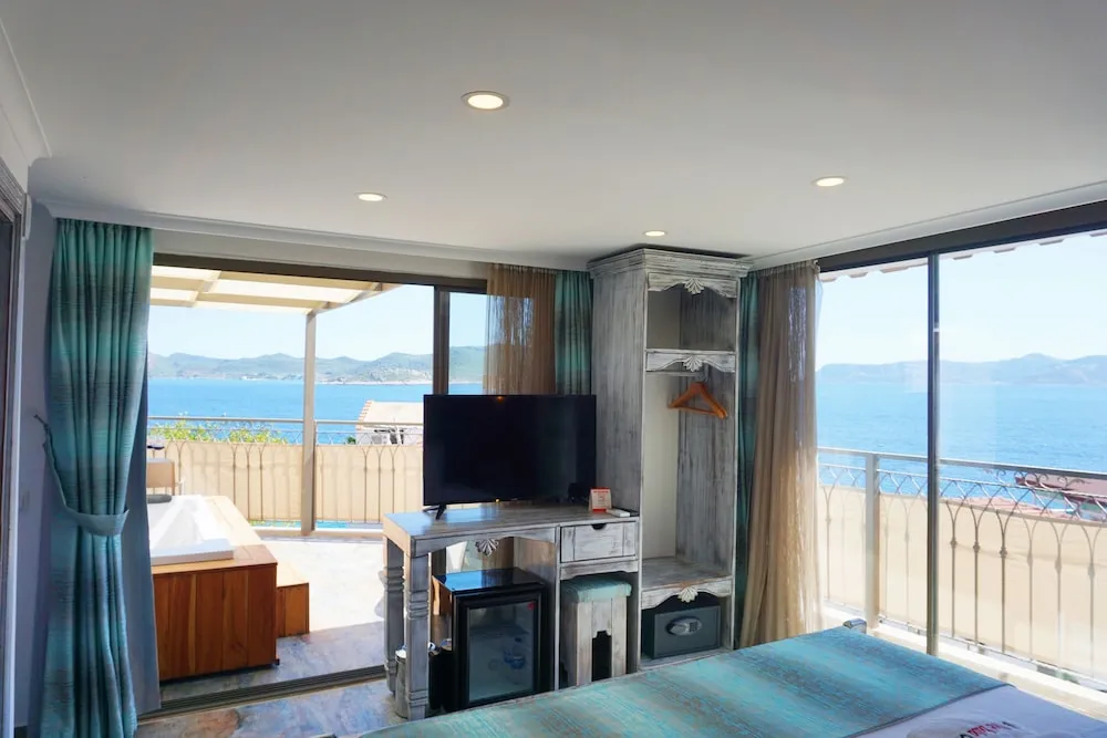 Deluxe Oda, Sıcak Su Küveti, Deniz Manzaralı