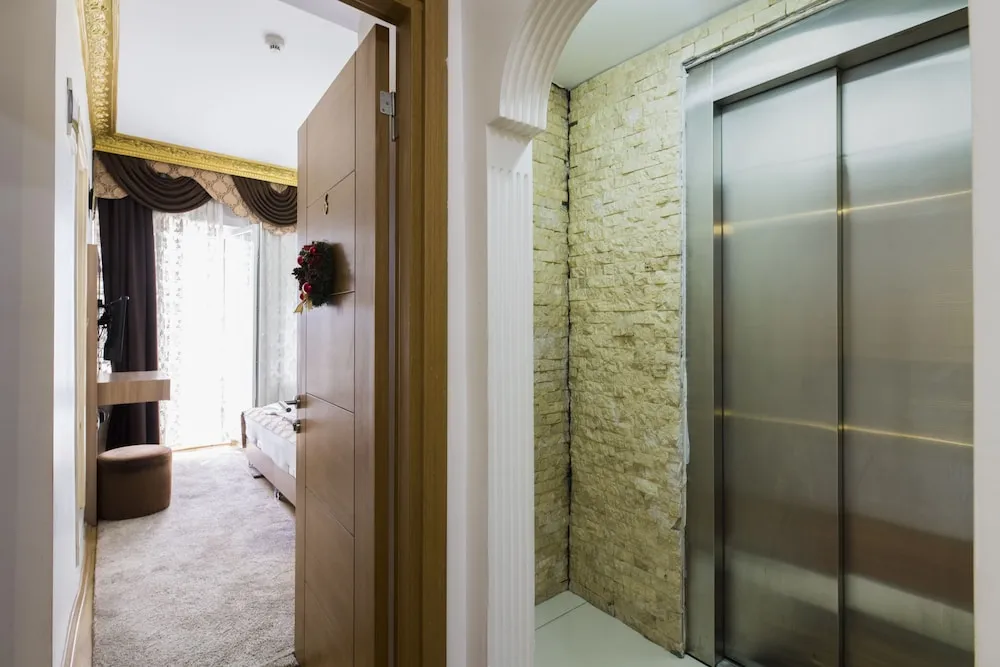 Deluxe Tek Büyük veya İki Ayrı Yataklı Oda