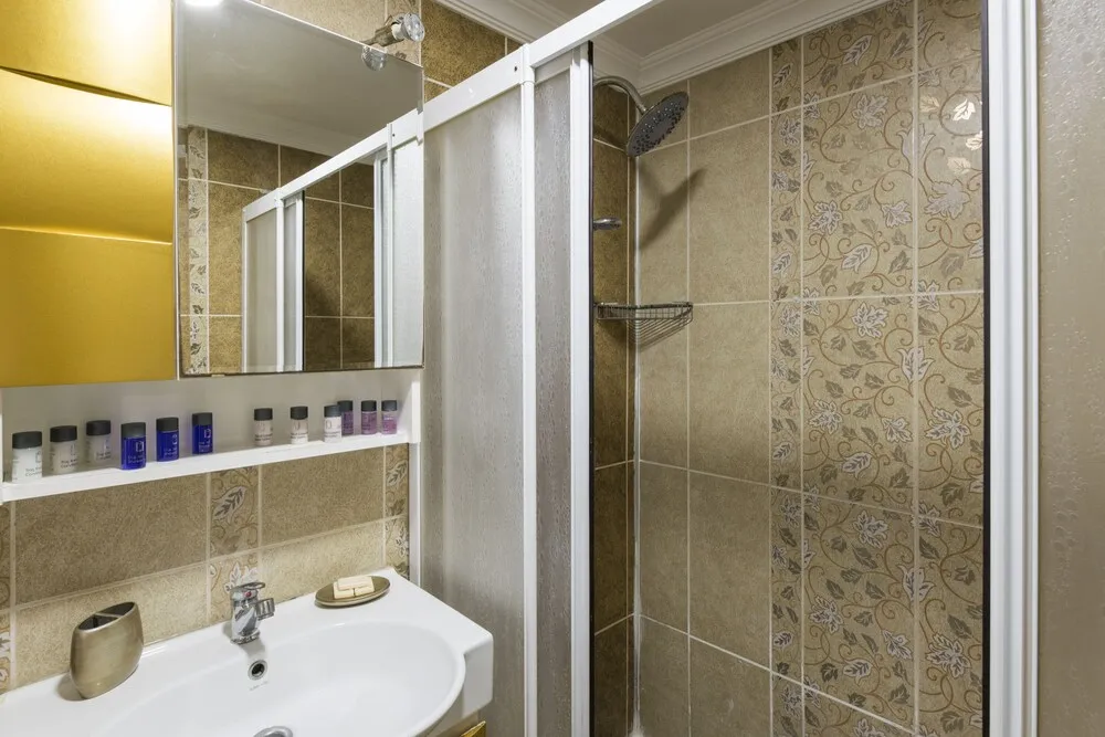 Junior Üç Kişilik Oda