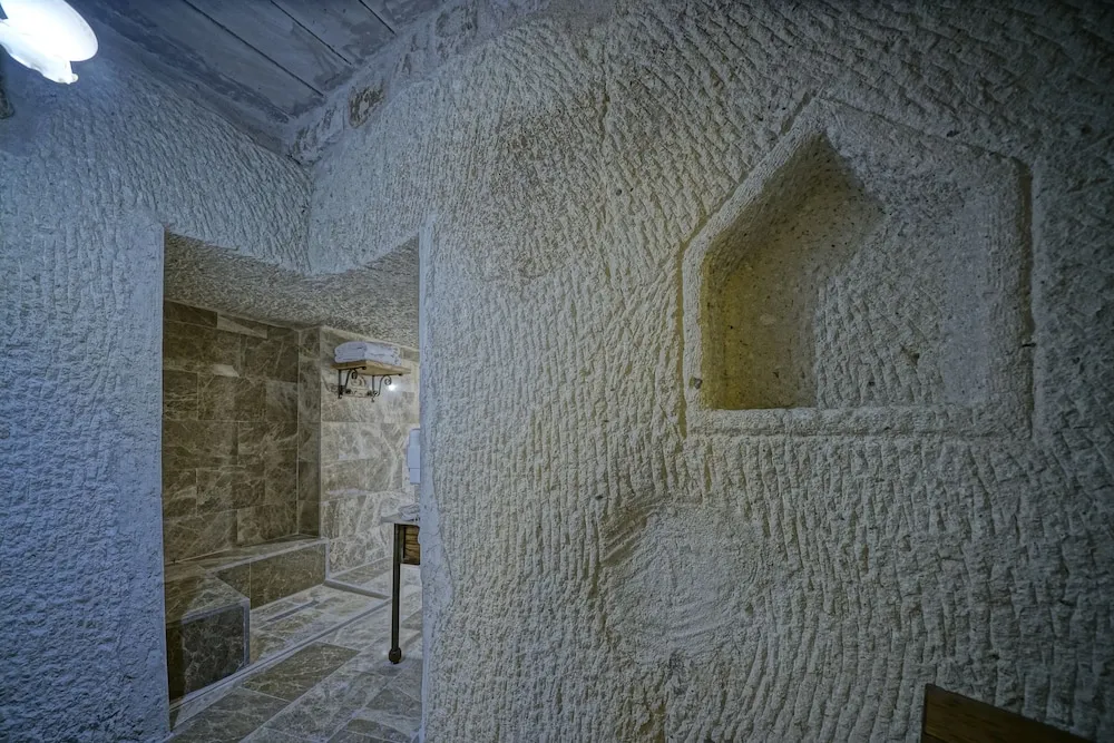 Stone Deluxe Suite (Ambar)