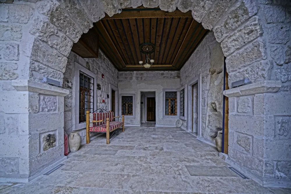 Stone Deluxe Suite (Ambar)