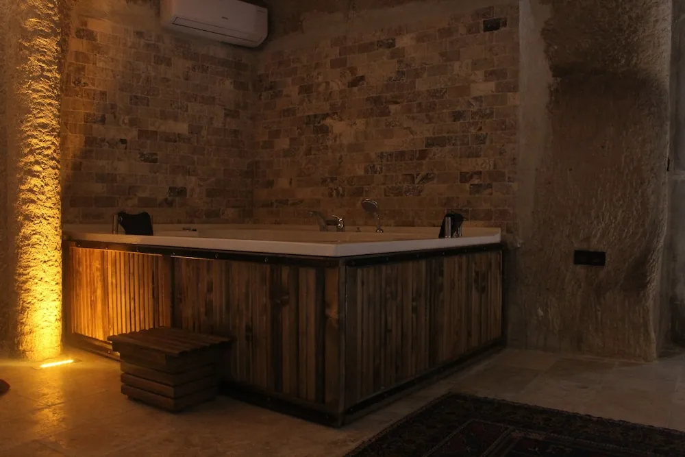 Deluxe Süit, 1 En Büyük (King) Boy Yatak (Kisevi)