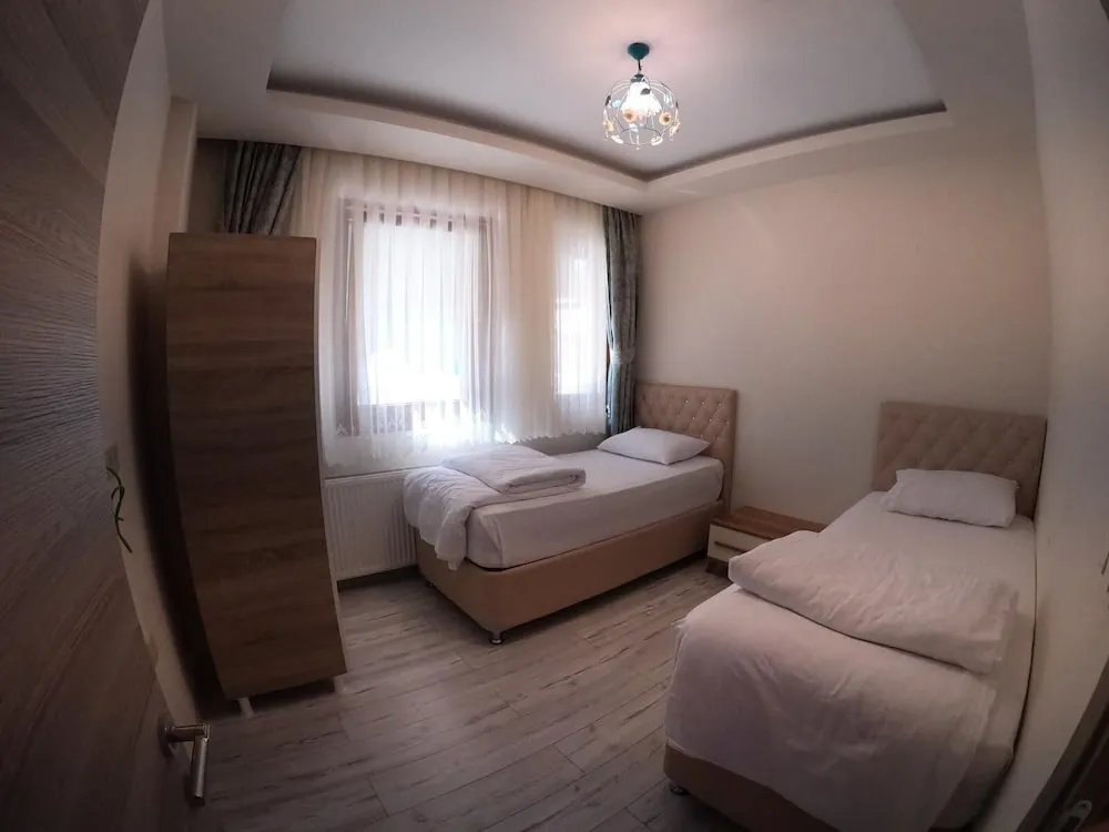 Apart Daire, 2 Yatak Odası, Bahçe Manzaralı