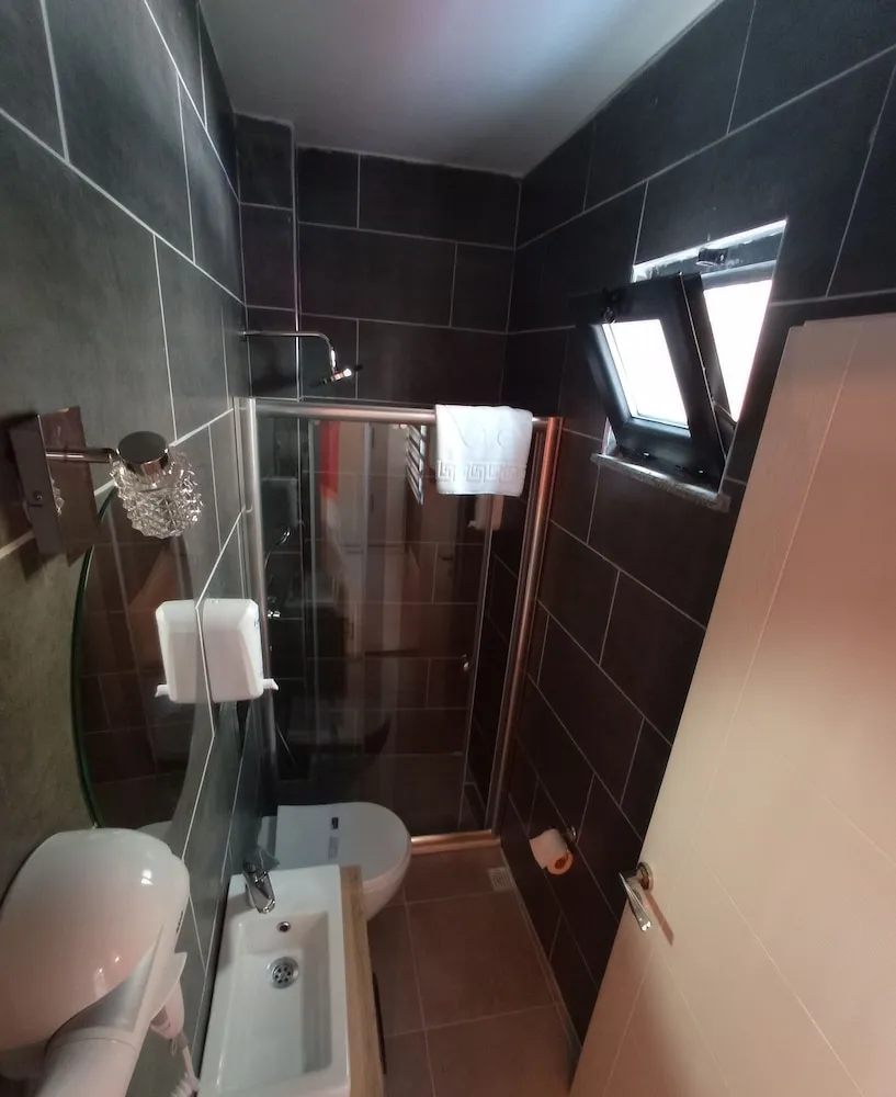 Standard Üç Kişilik Oda